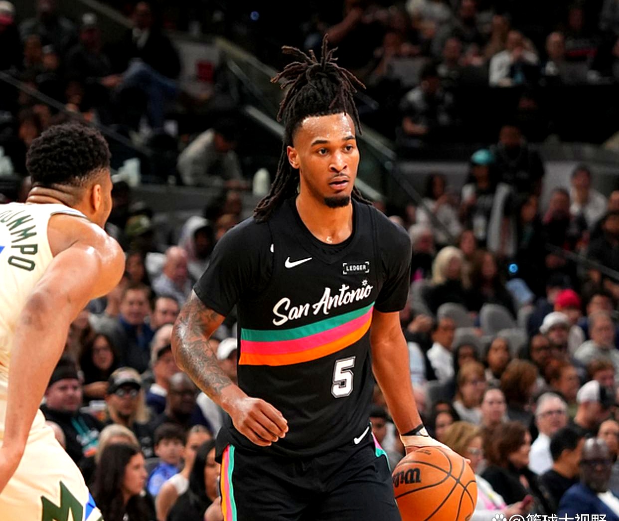 字母哥在塞尔维亚队比赛中高光表现,势不可挡引发热议!的简单介绍 字母哥在塞尔维亚队比赛中高光表现,势不可挡引发热议!的简单介绍